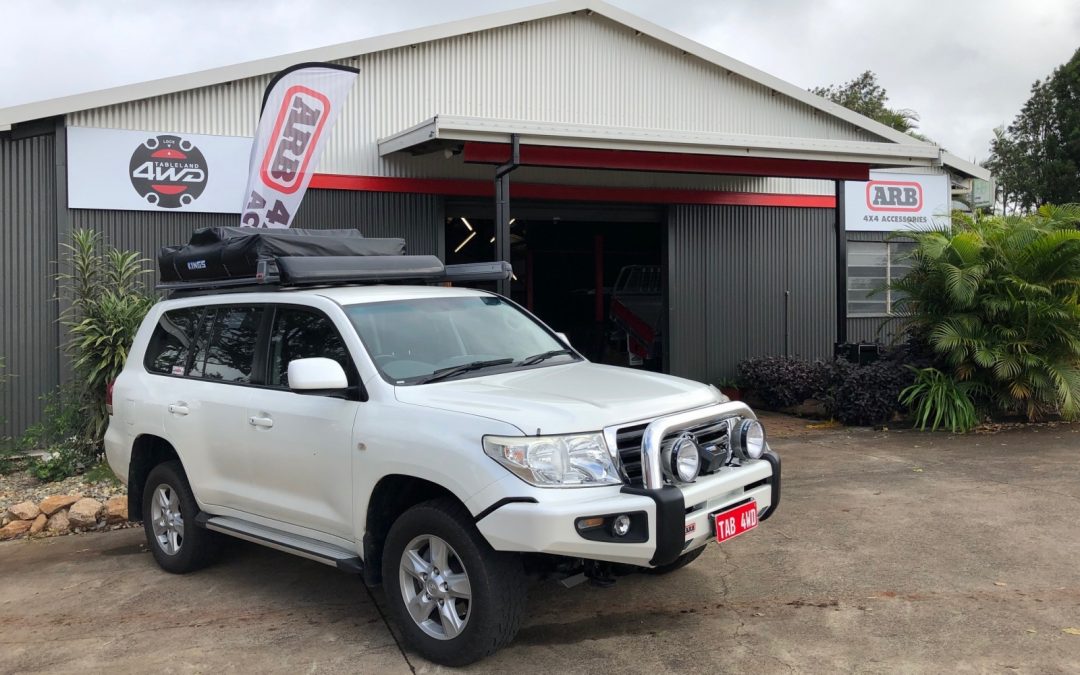 Land Cruiser 200 Series Sahara Bull Bar with Driving Lights